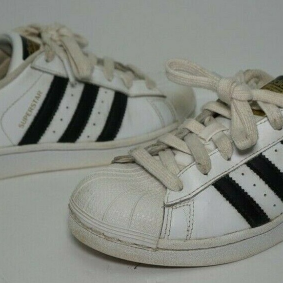 superstars size 4